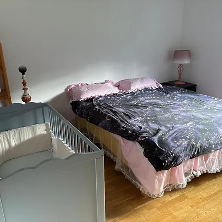 Double Bed - Superking Size Bed Homestay